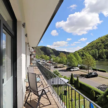Haus Mosel Pansiyon *