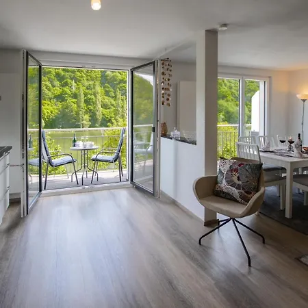 Rum i privatbostad Haus Mosel *