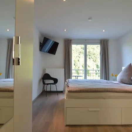 Rum i privatbostad Haus Mosel *